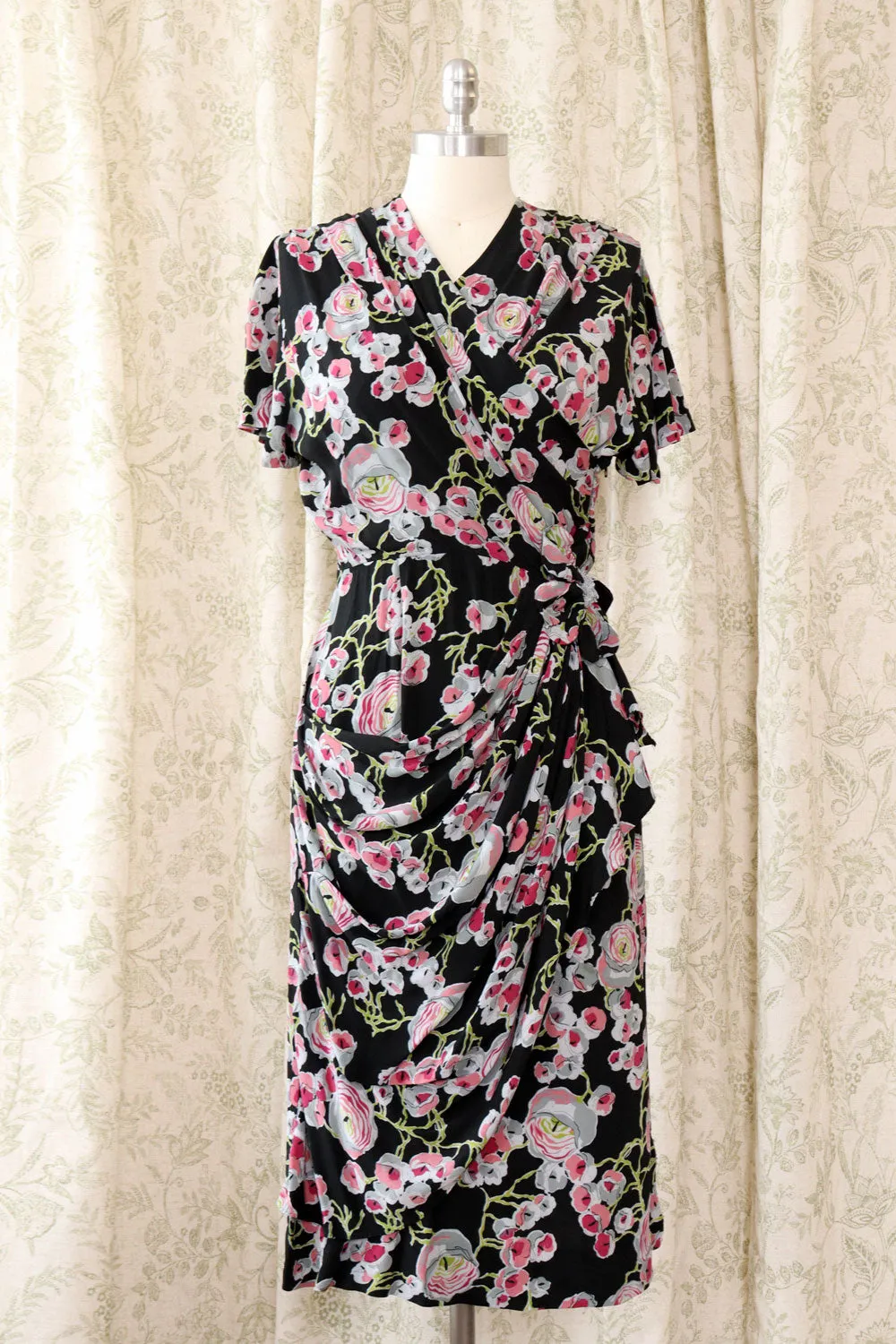 1940s Romantic Rayon Painterly Dress M