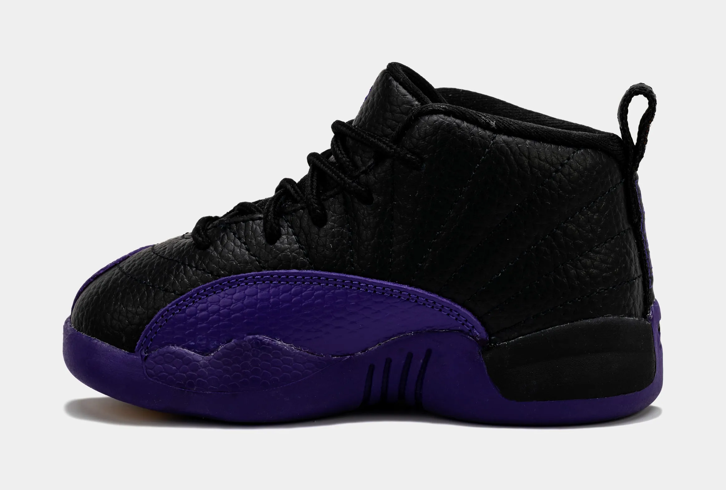 Air Jordan 12 Retro Field Purple Infant Toddler Lifestyle Shoes (Black/Purple)