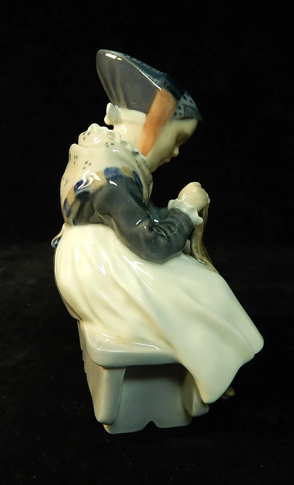 Bing & Gr?ndahl Woman Sewing Figurine