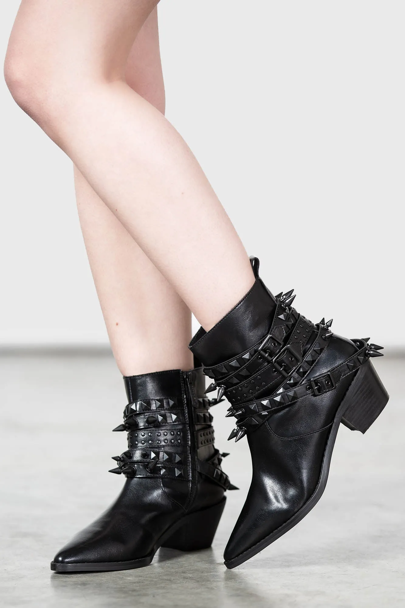 Callista Boots [BLACK STUD] - Resurrect