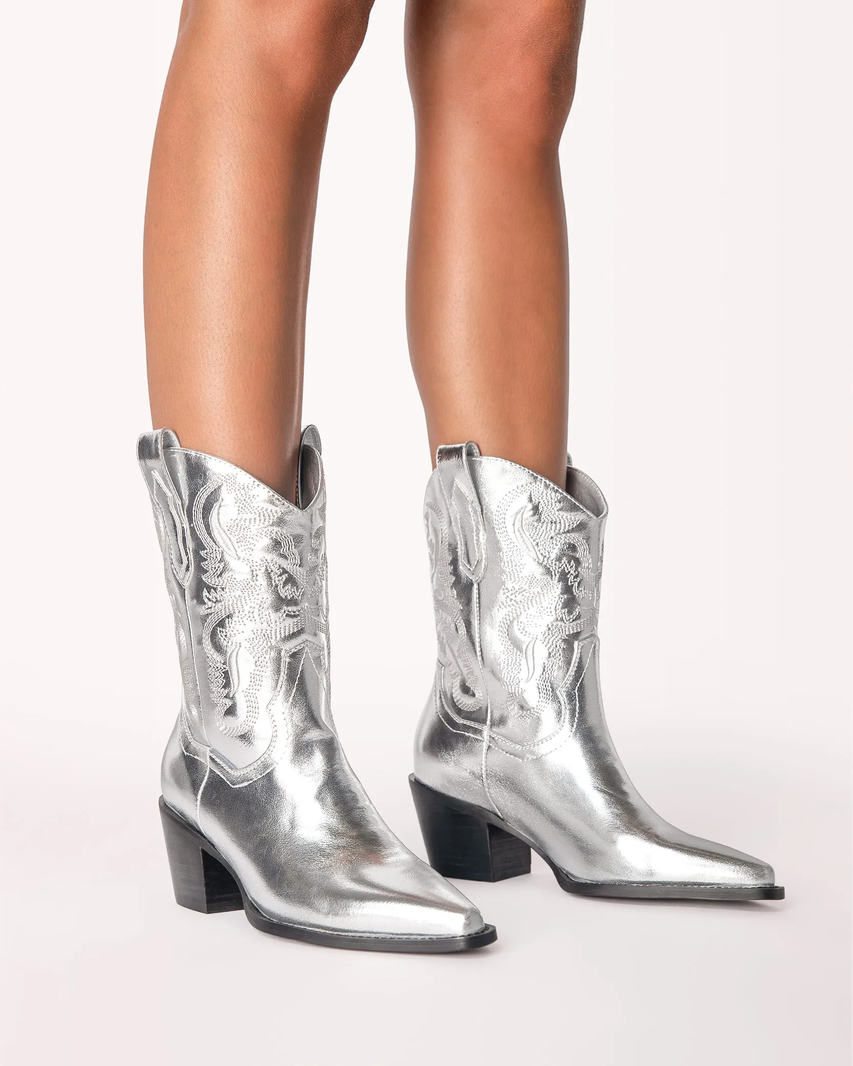 DAHINI SILVER METALLIC BOOT | BILLINI