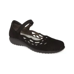 Naot Women's Agathis Mary Jane - Black Velvet Nubuck