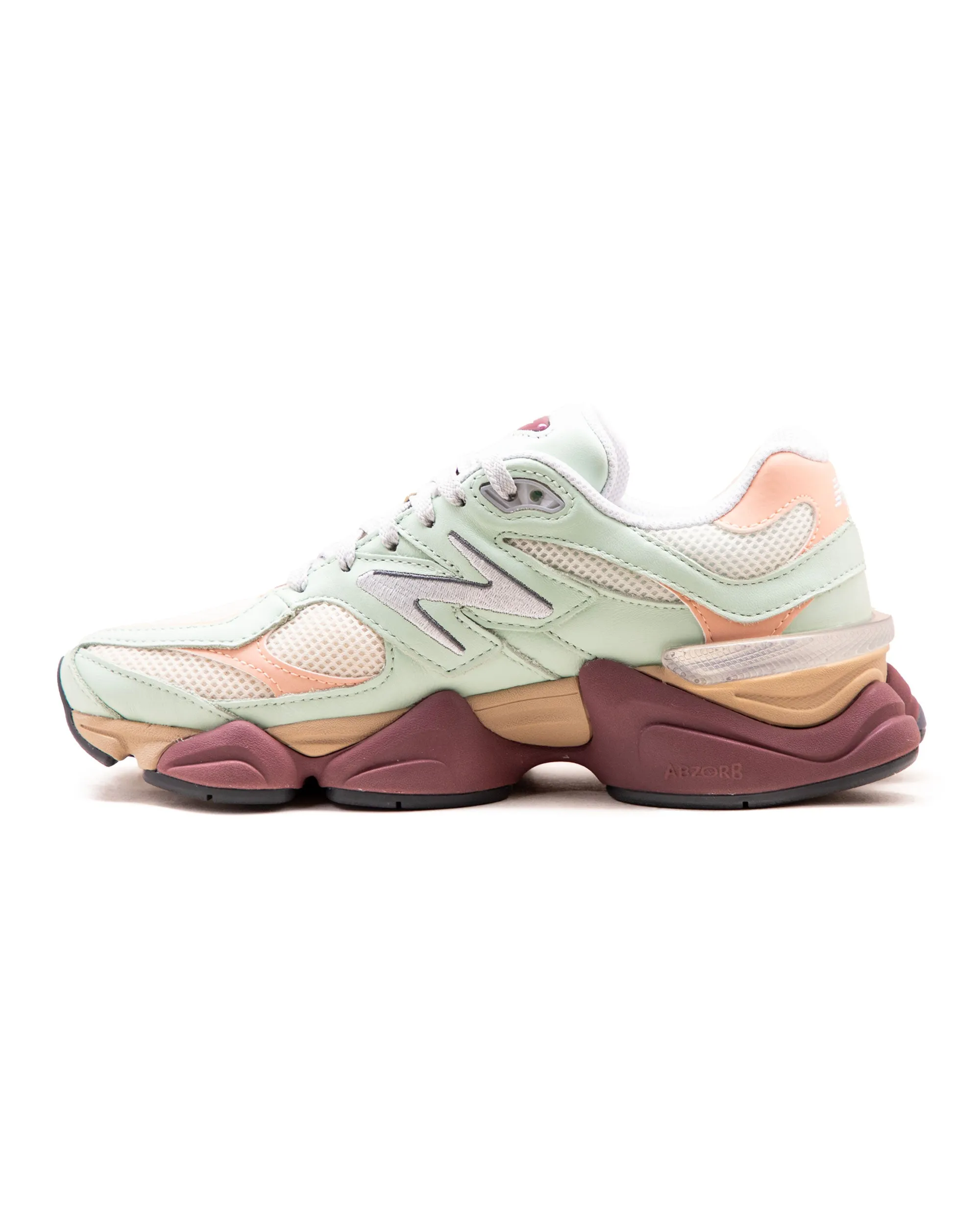 New Balance 9060 Rosa